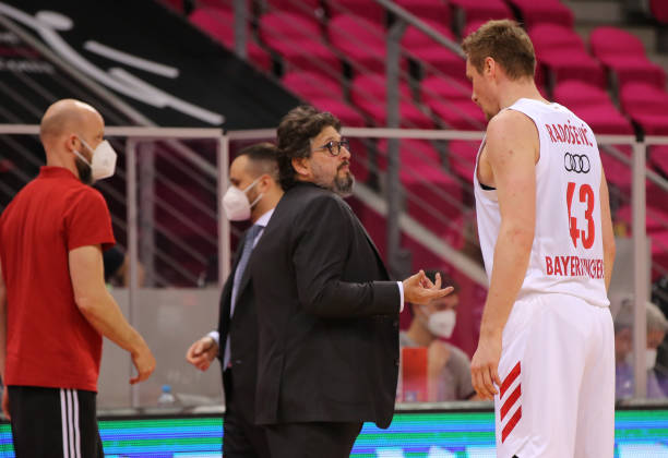 在观众屏息 在观众屏息