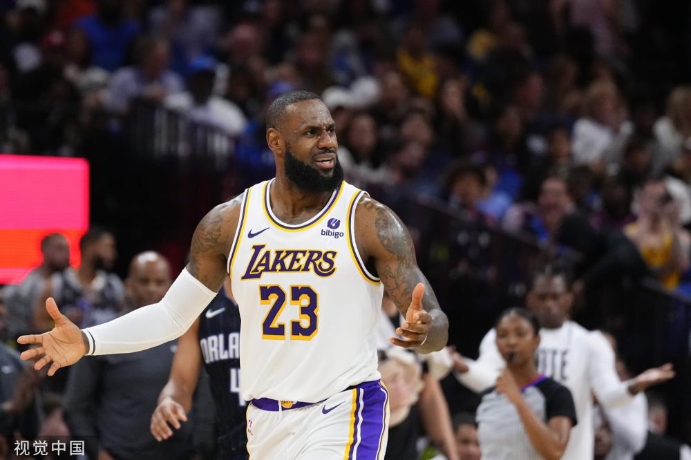 并送出一记 并送出一记